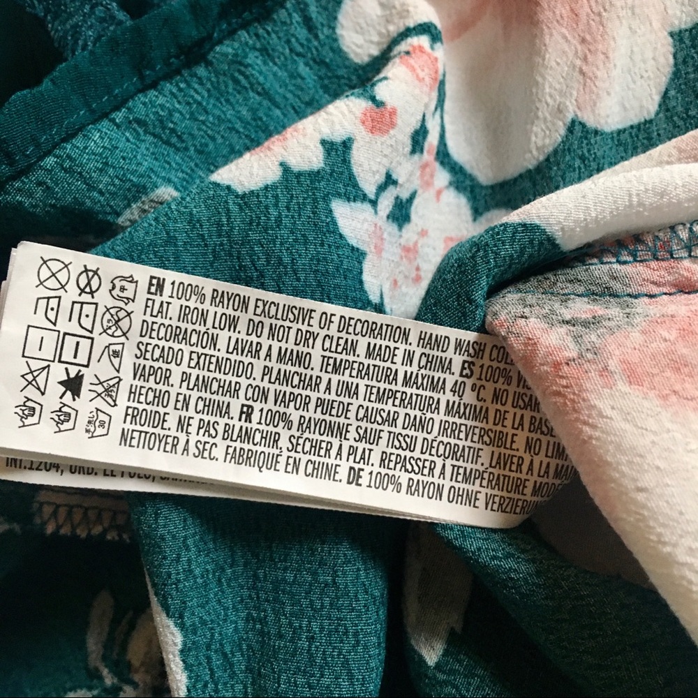 Forever21 Floral Print Romper - Picture 5 of 5